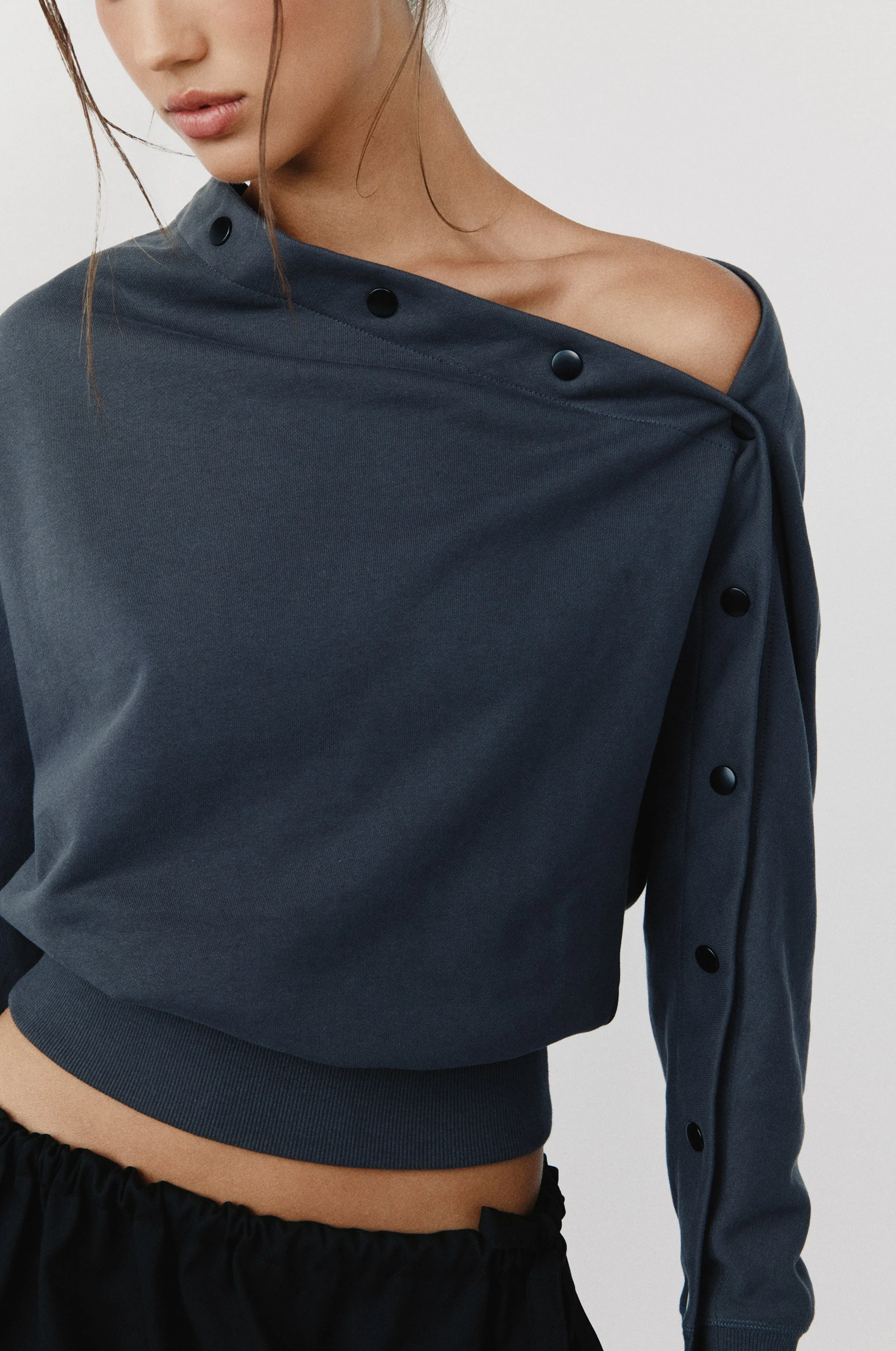 August Sweater | Charcoal - Image 7
