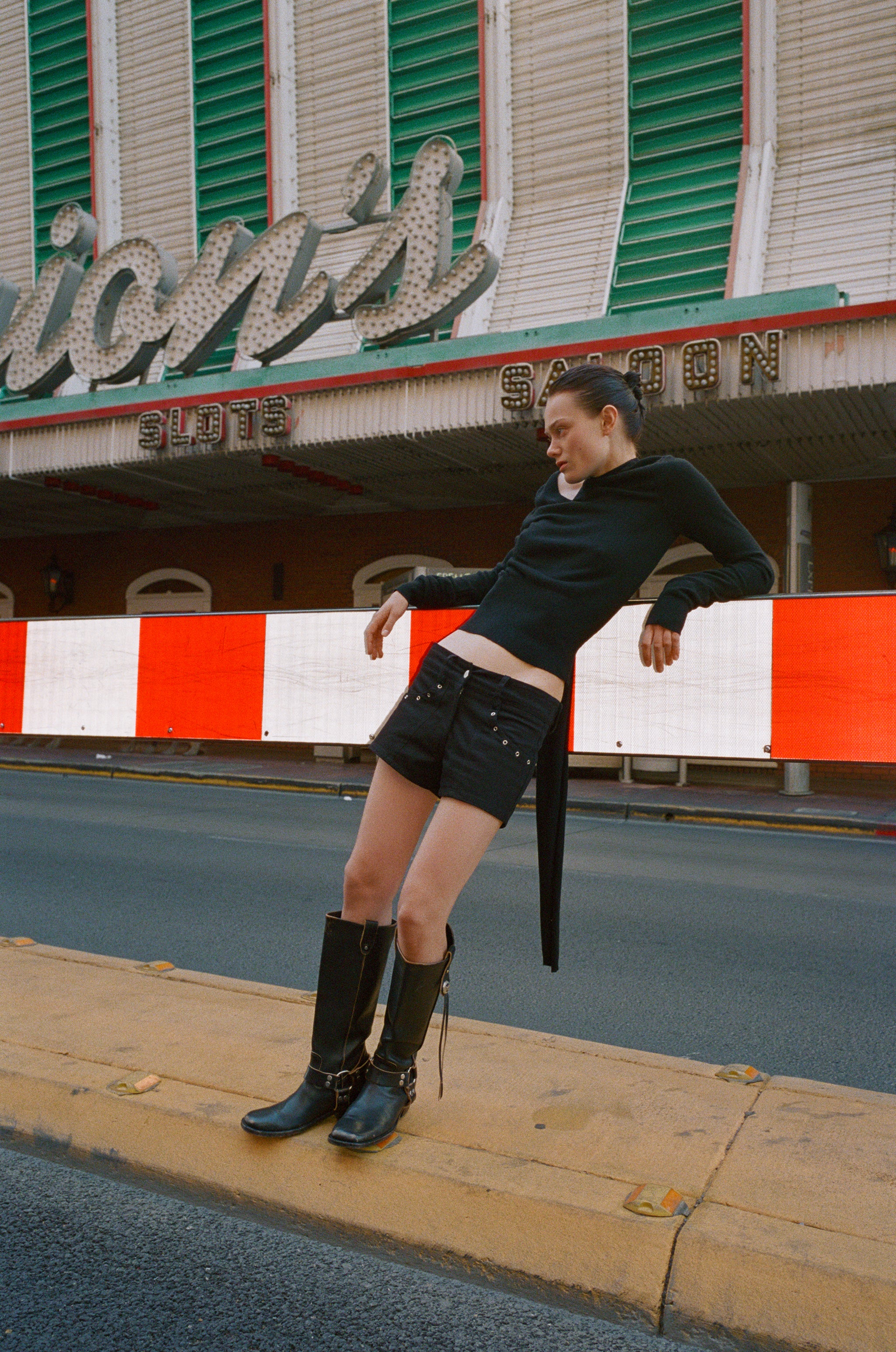 Ryley Shorts | Black - Image 2