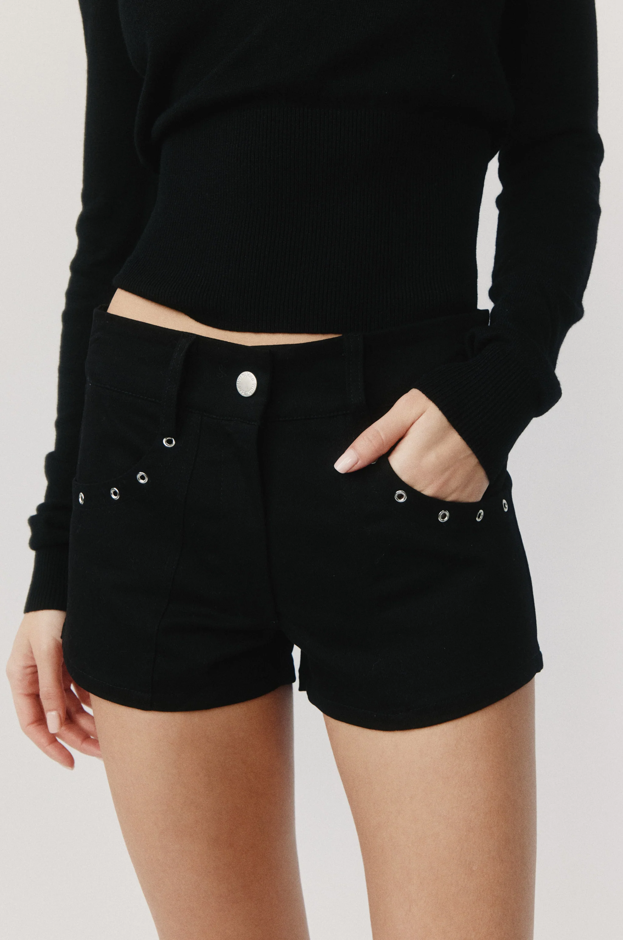 Ryley Shorts | Black - Image 3